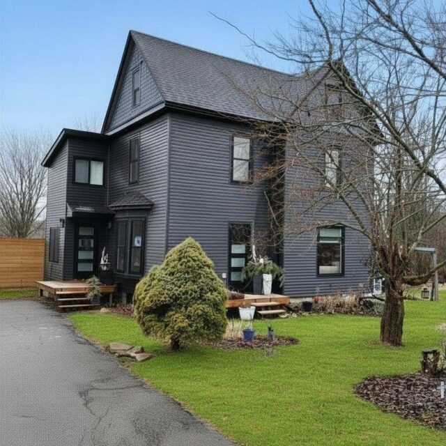 506 County Rd 10 Road, Prince Edward County