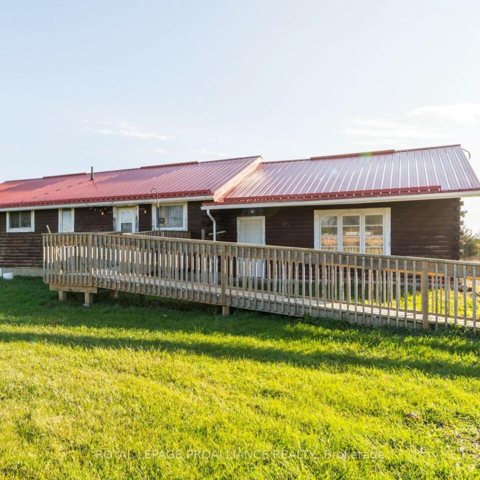 51 Stinson Block Road, Prince Edward County