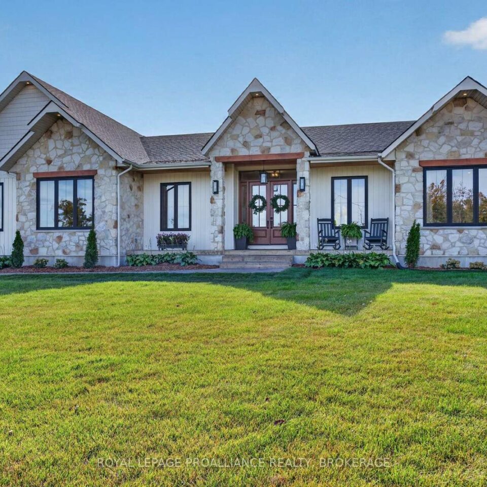 516 Colebrook Road, Stone Mills