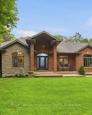 52 Oak Ridge Drive, Quinte West