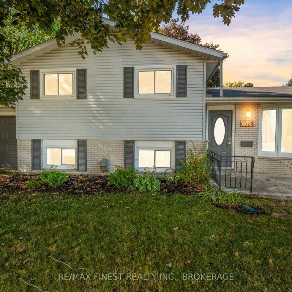 52 Windsor Drive, Brockville