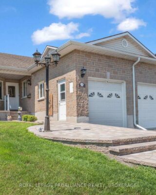 523 Trimble Gate, Kingston