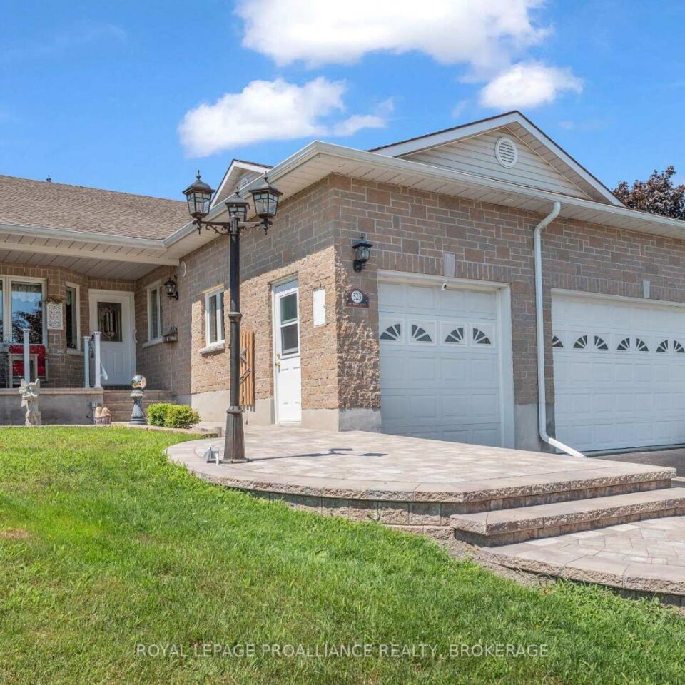 523 Trimble Gate, Kingston