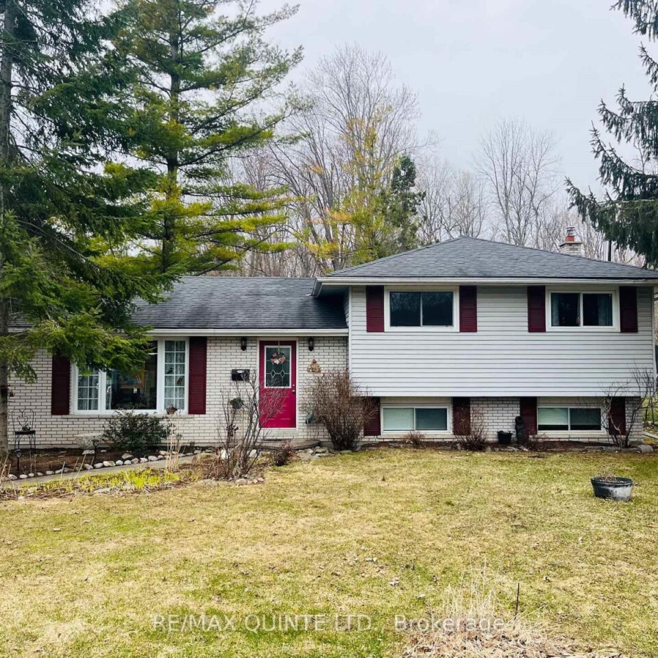 527 Montrose Road, Quinte West