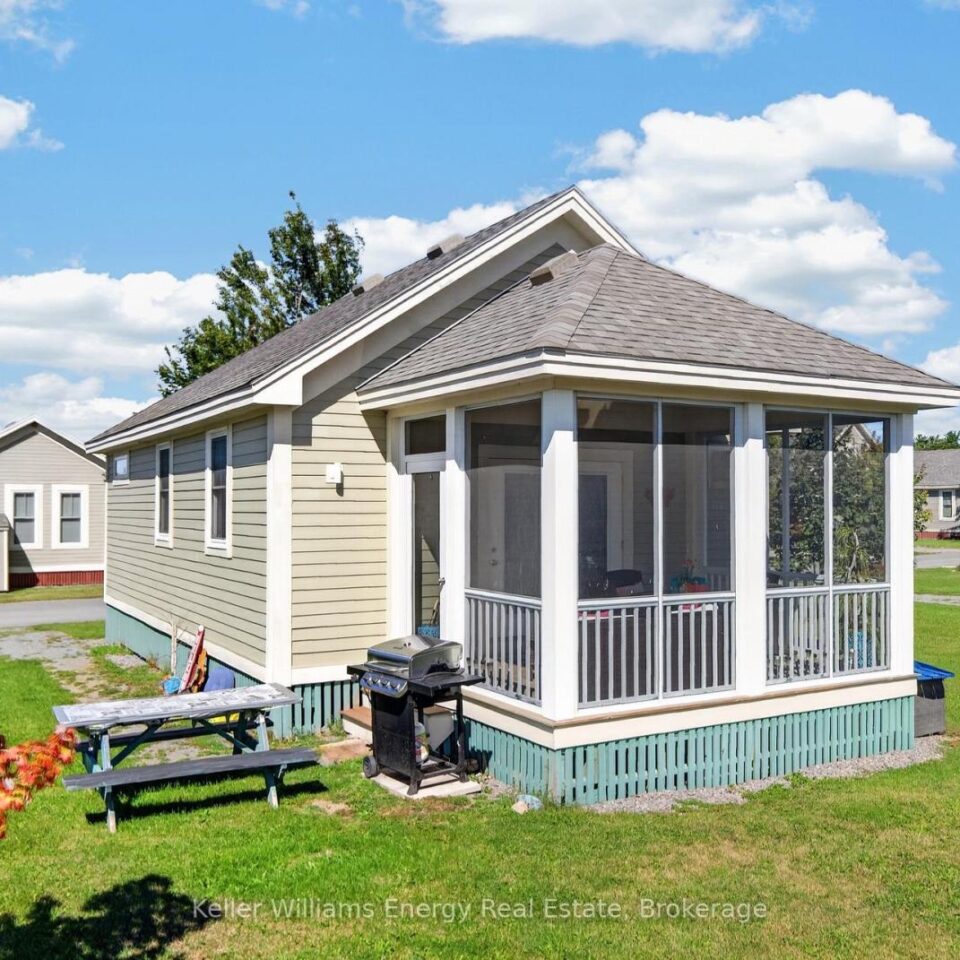 54 – 7 Butternut Lane, Prince Edward County