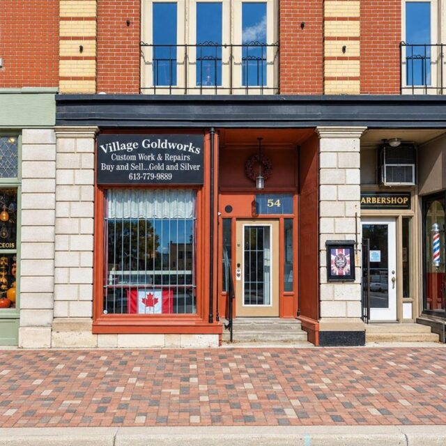 54 Bridge Street E, Belleville
