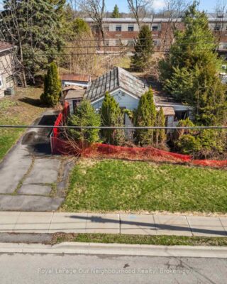 54 Paul Street, Prince Edward County