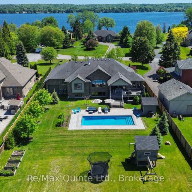 54 Settlers Landing Drive, Quinte West