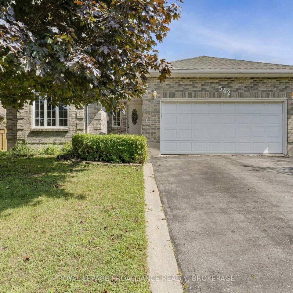 542 Davis Drive, Kingston