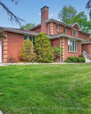 542 Rankin Crescent, Kingston