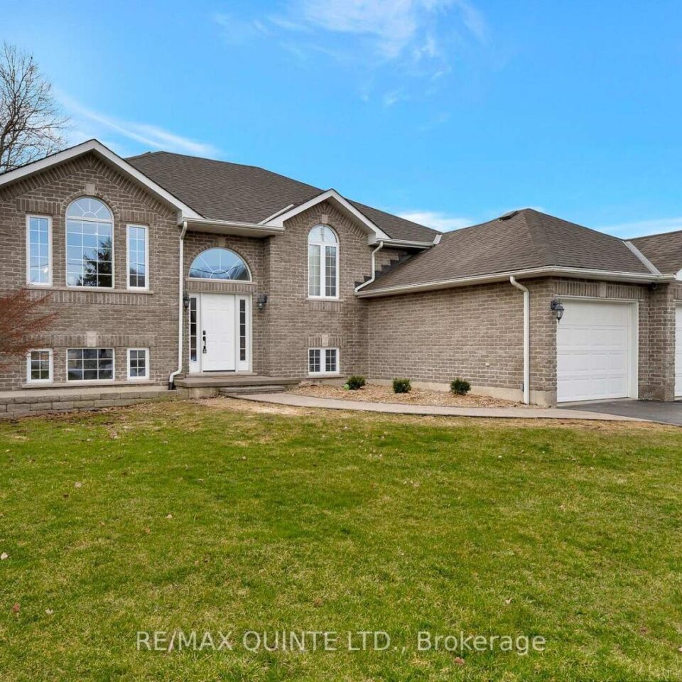 544 Townsend Road, Belleville