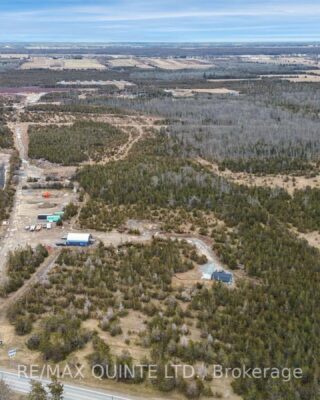 55 County Road 14, Prince Edward County