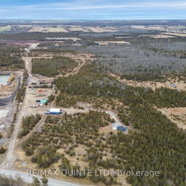 55 County Road 14, Prince Edward County