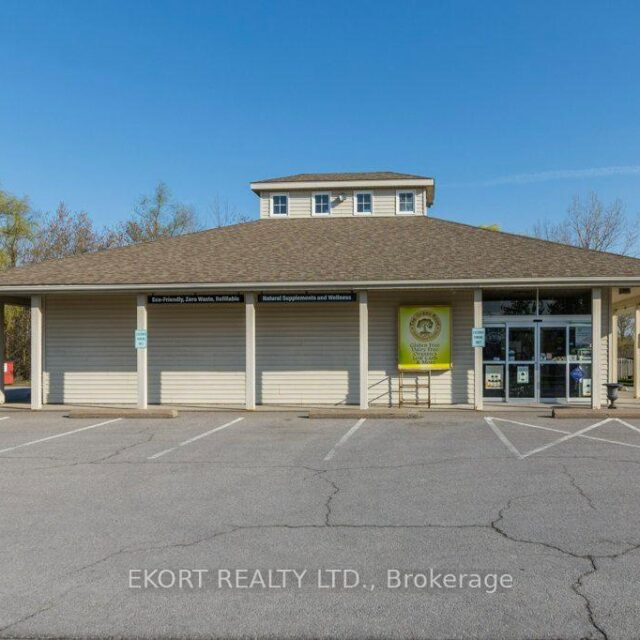 5529 62 Highway S, Prince Edward County