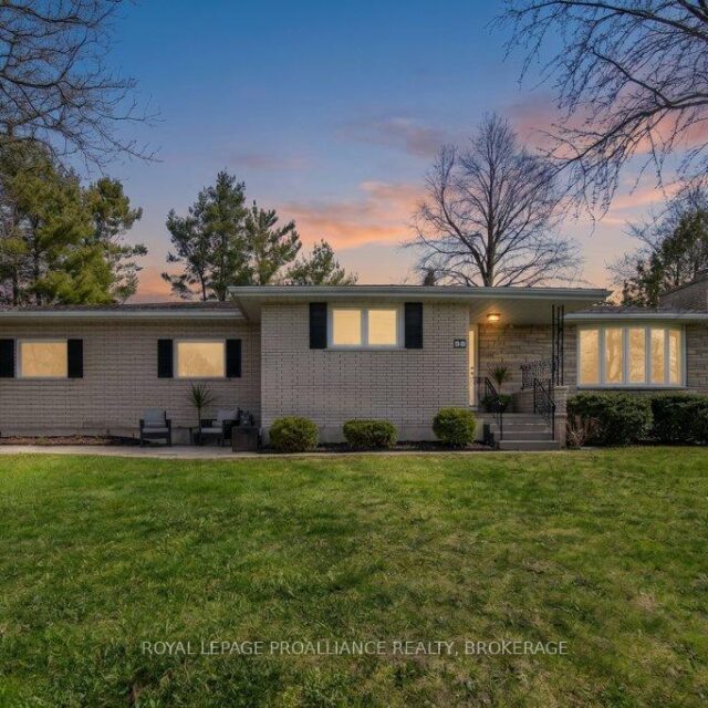 56 River Road, Greater Napanee