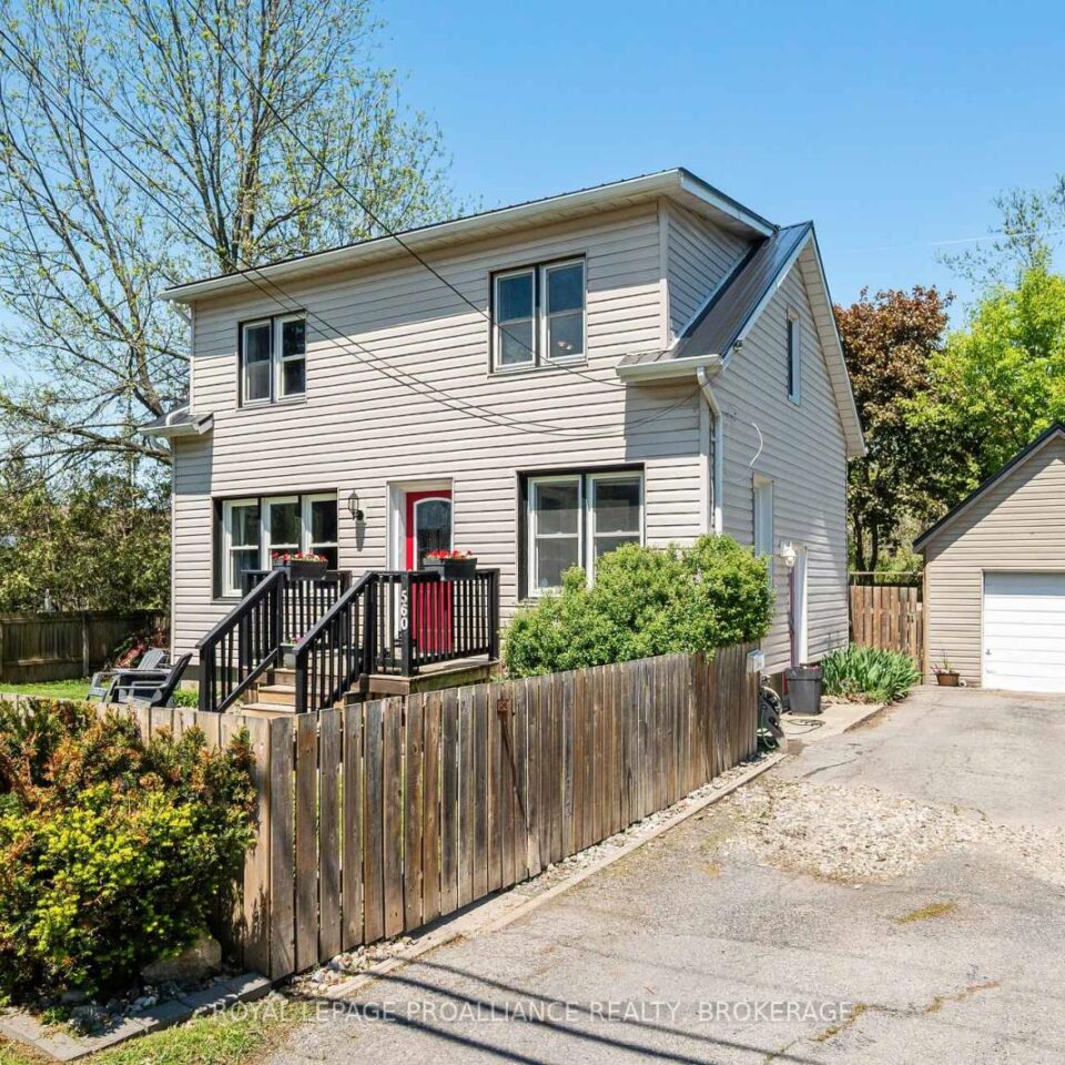 560 King Street W, Gananoque