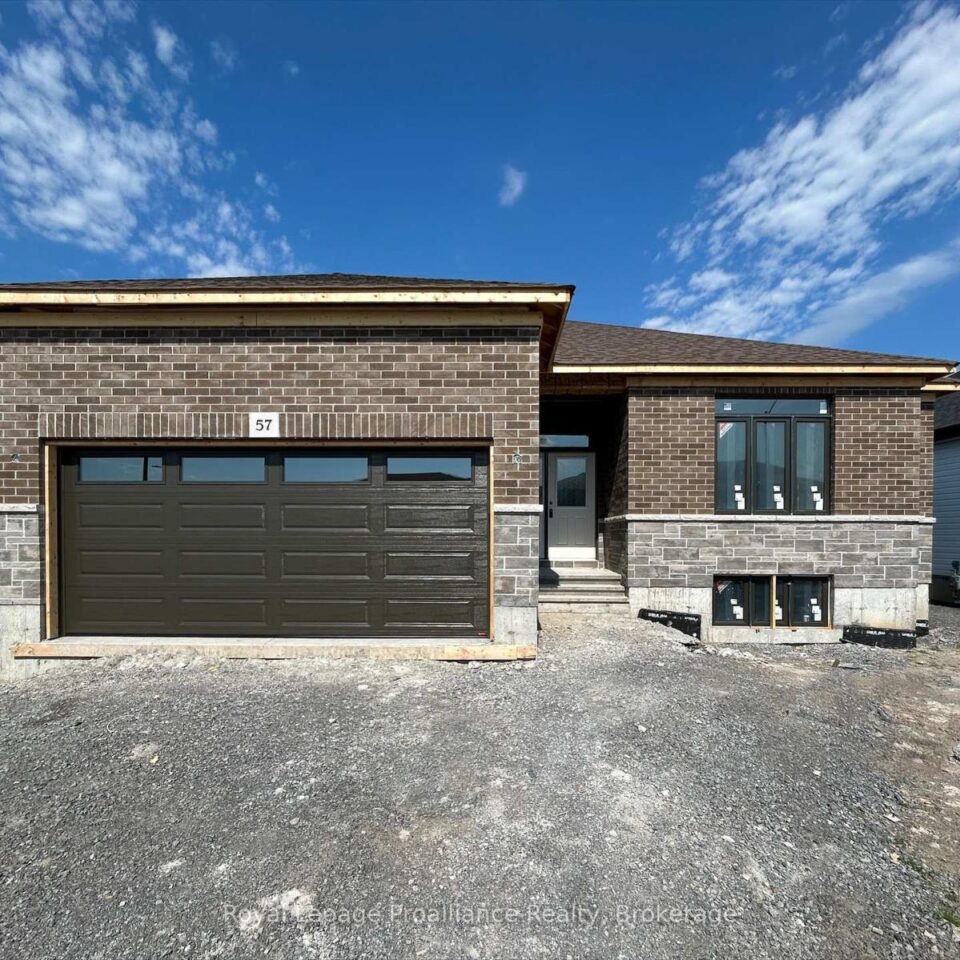 57 Cottonwood Drive, Belleville