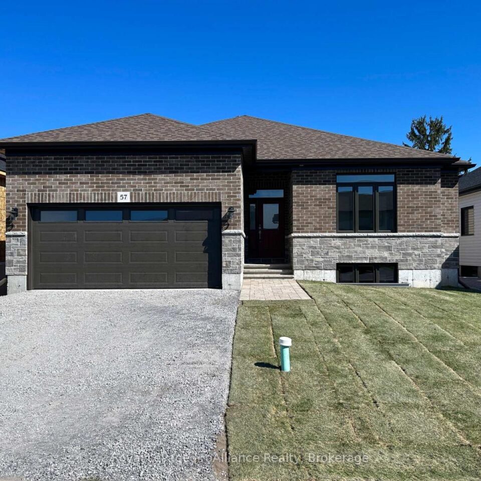 57 Cottonwood Drive, Belleville