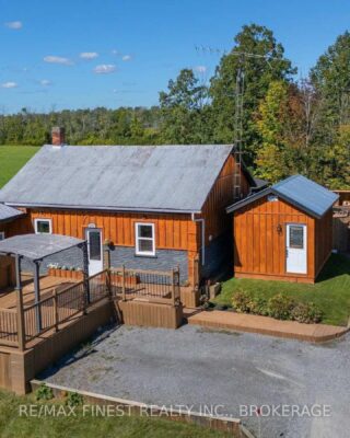 571 Centreville Road, Stone Mills