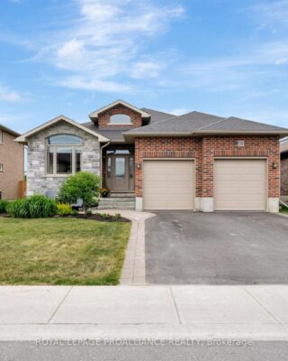 58 Crews Crescent, Quinte West