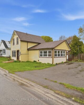 58 John Street, Quinte West