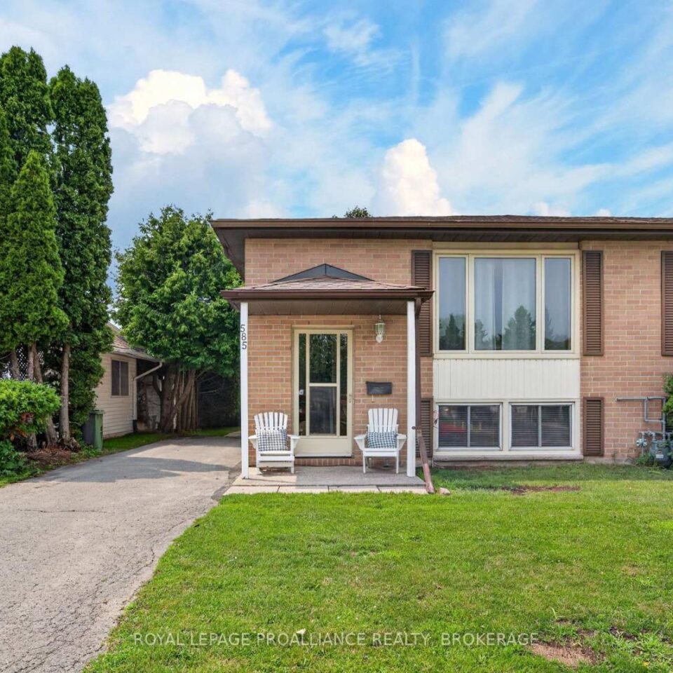 585 Gavin Court, Kingston