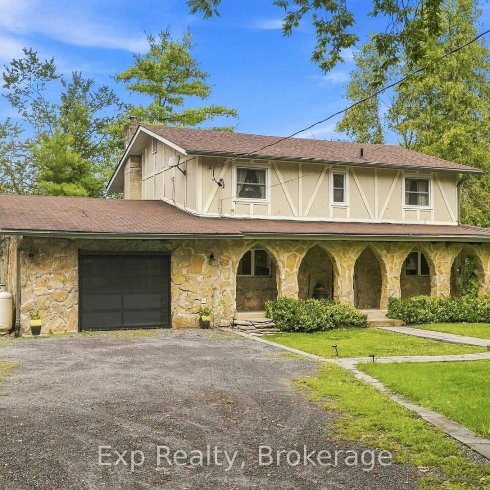 587 Scuttlehole Road, Belleville