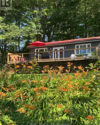59 Bishop Lane, Prince Edward County