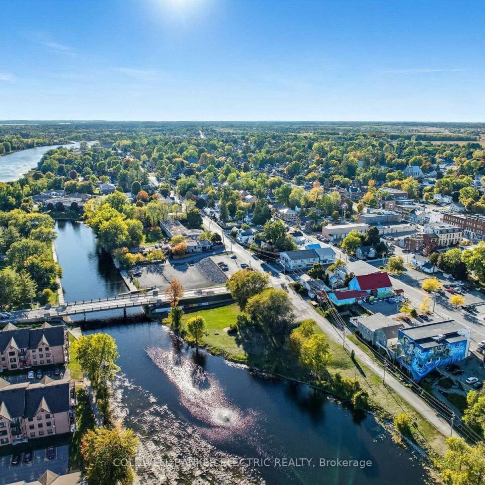 59 Centre Street N, Greater Napanee