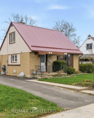 59 Fourth Avenue, Quinte West