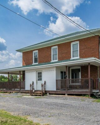595 Craigen Road, Stone Mills