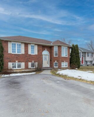 6 Chisholm Square, Belleville