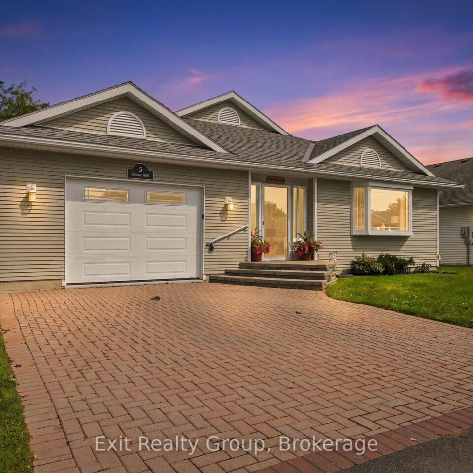 6 Heritage Drive, Prince Edward County