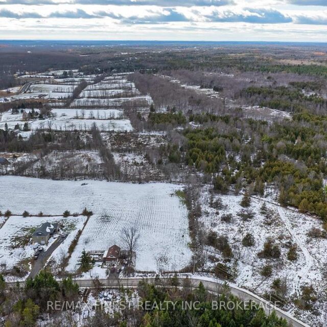 60 Miller Road, Stone Mills