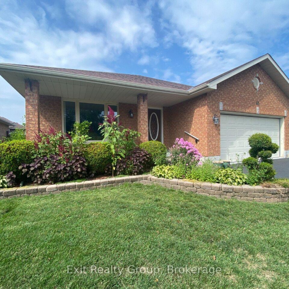 60 Oak Ridge Boulevard, Belleville