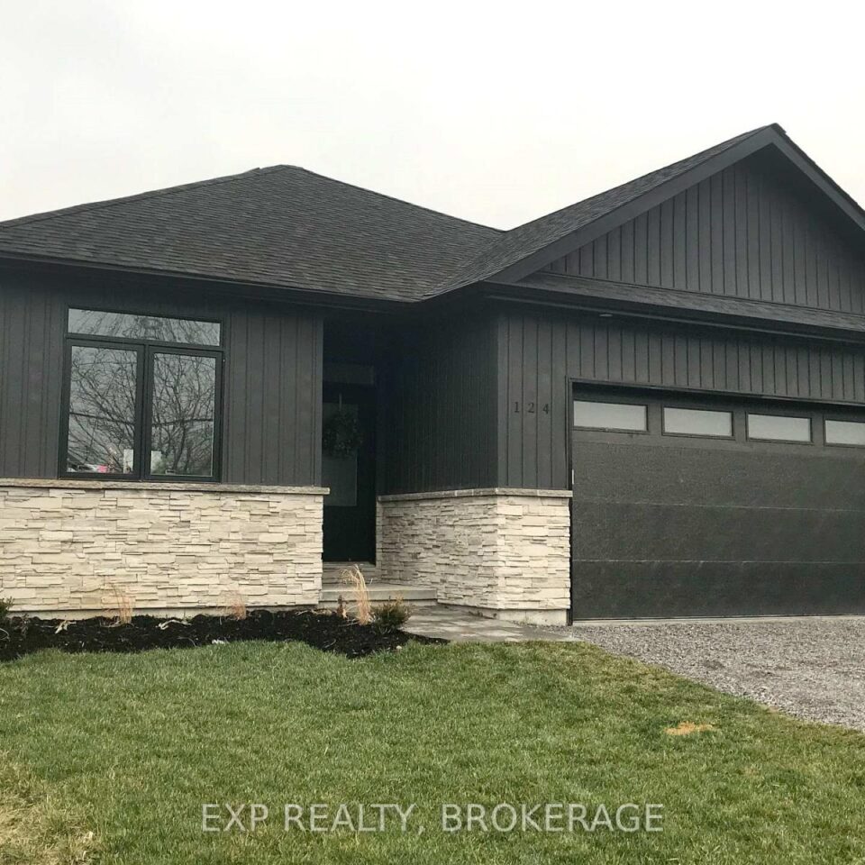60 Summit (lot 24) Crescent, Belleville