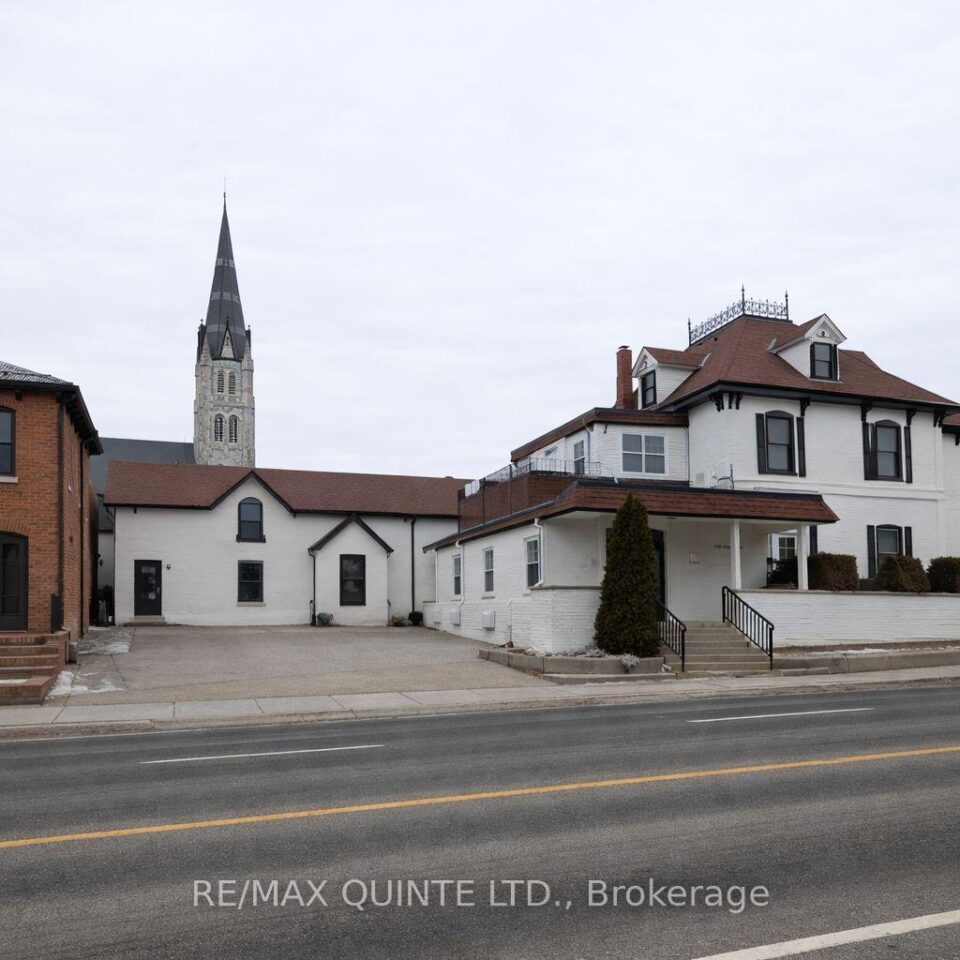 60 Victoria Avenue, Belleville