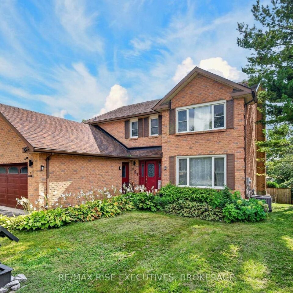 601 Forest Hill Drive, Kingston