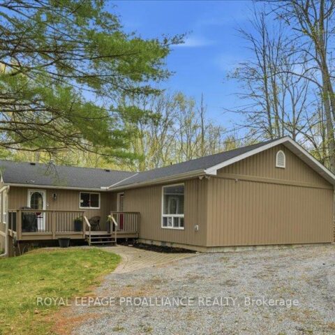 606 Black River Road, Tweed