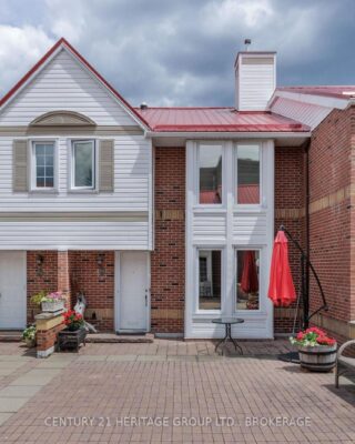 61 – 1 Place D’armes, Kingston