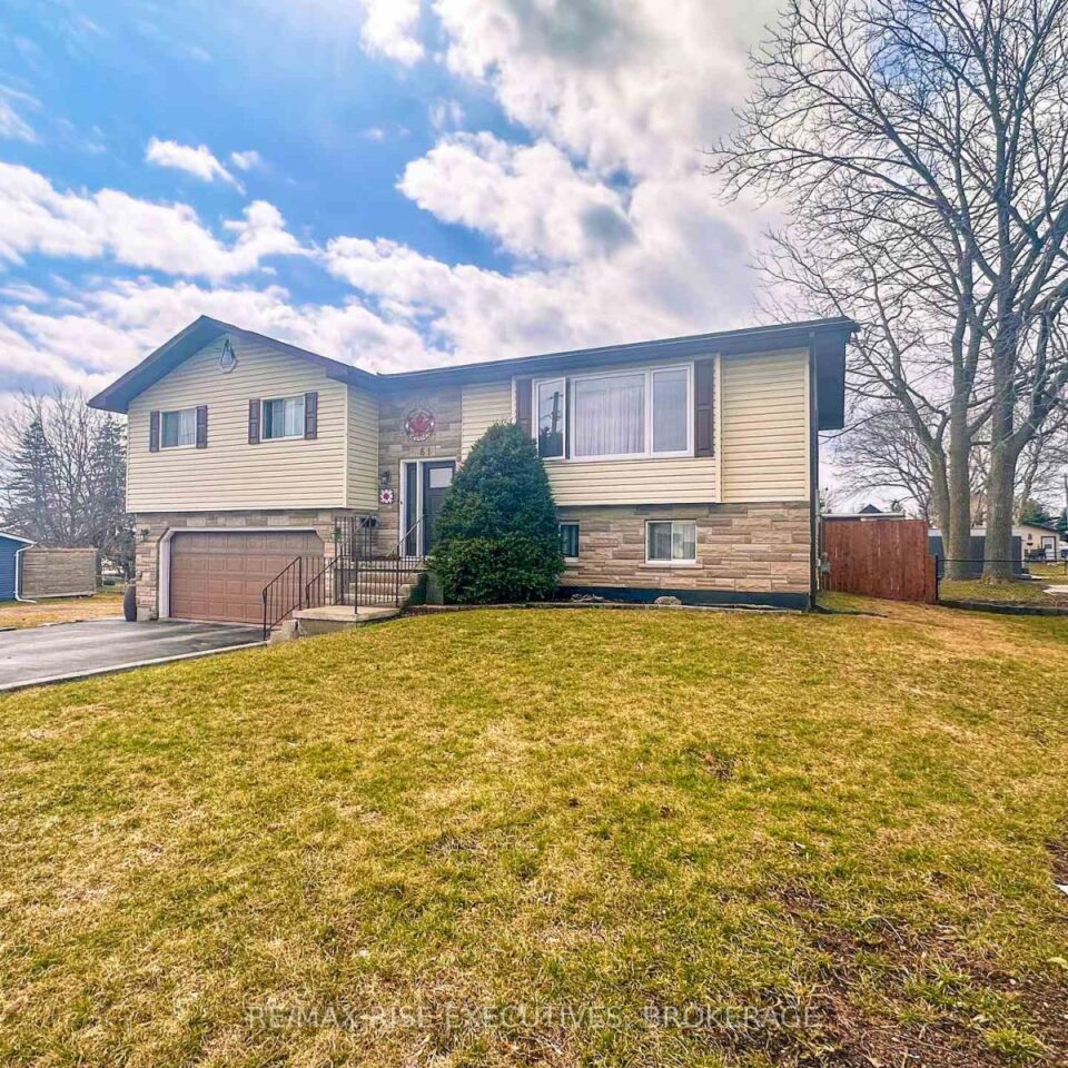 61 Brant Street, Deseronto