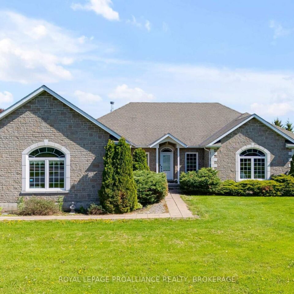 61 Conner Drive, Gananoque