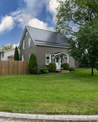 61 Pelham Street, Quinte West