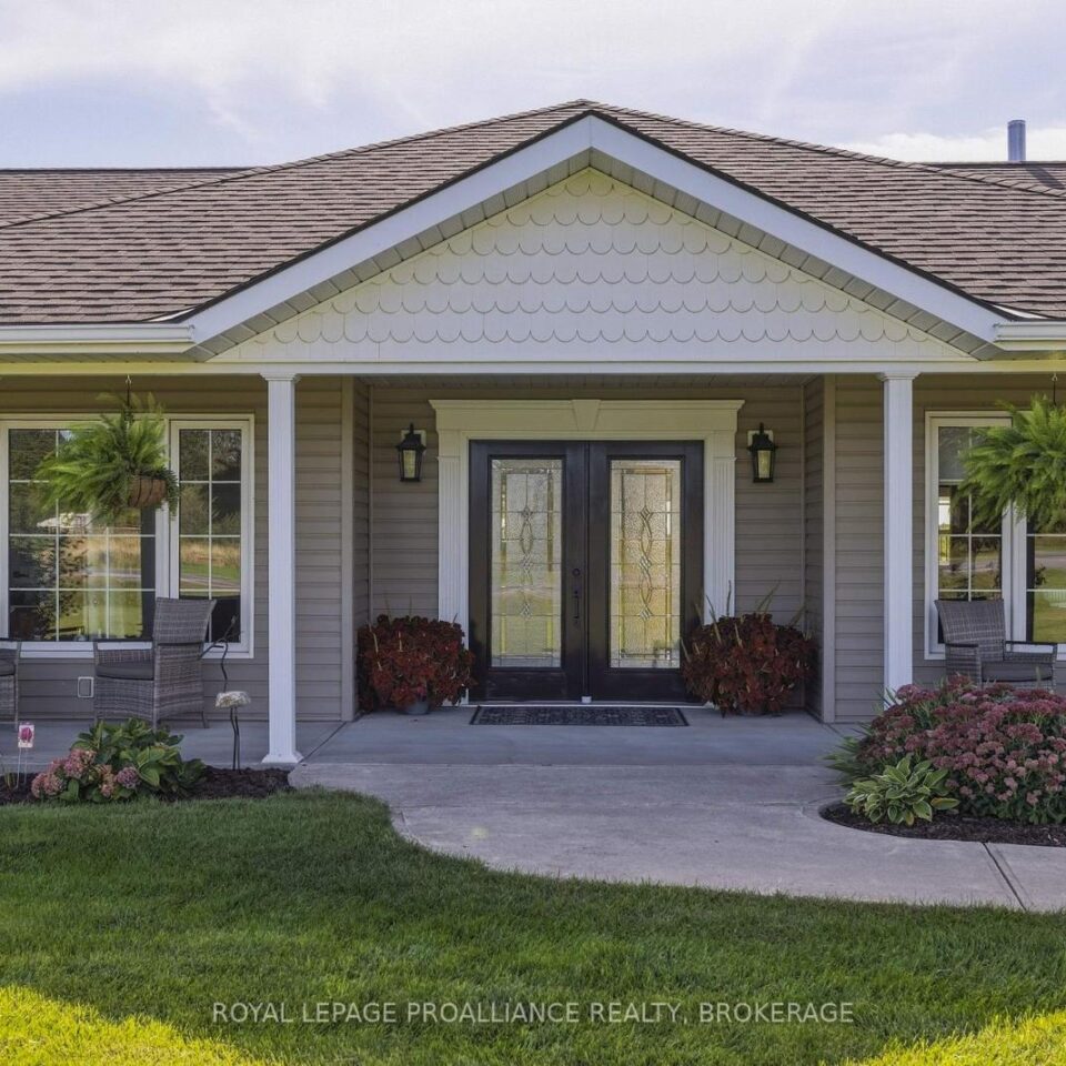 610 County Road 8, Greater Napanee