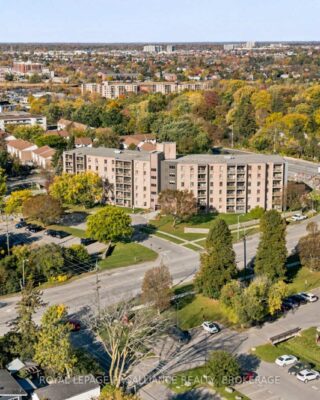 615 – 17 Eldon Hall Place, Kingston