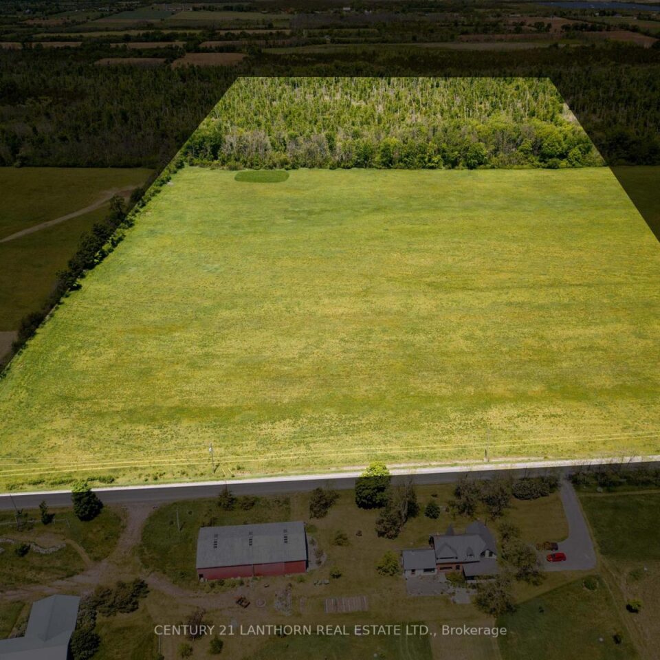 618 Christian Road, Prince Edward County