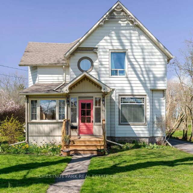 62 Consecon Street, Prince Edward County