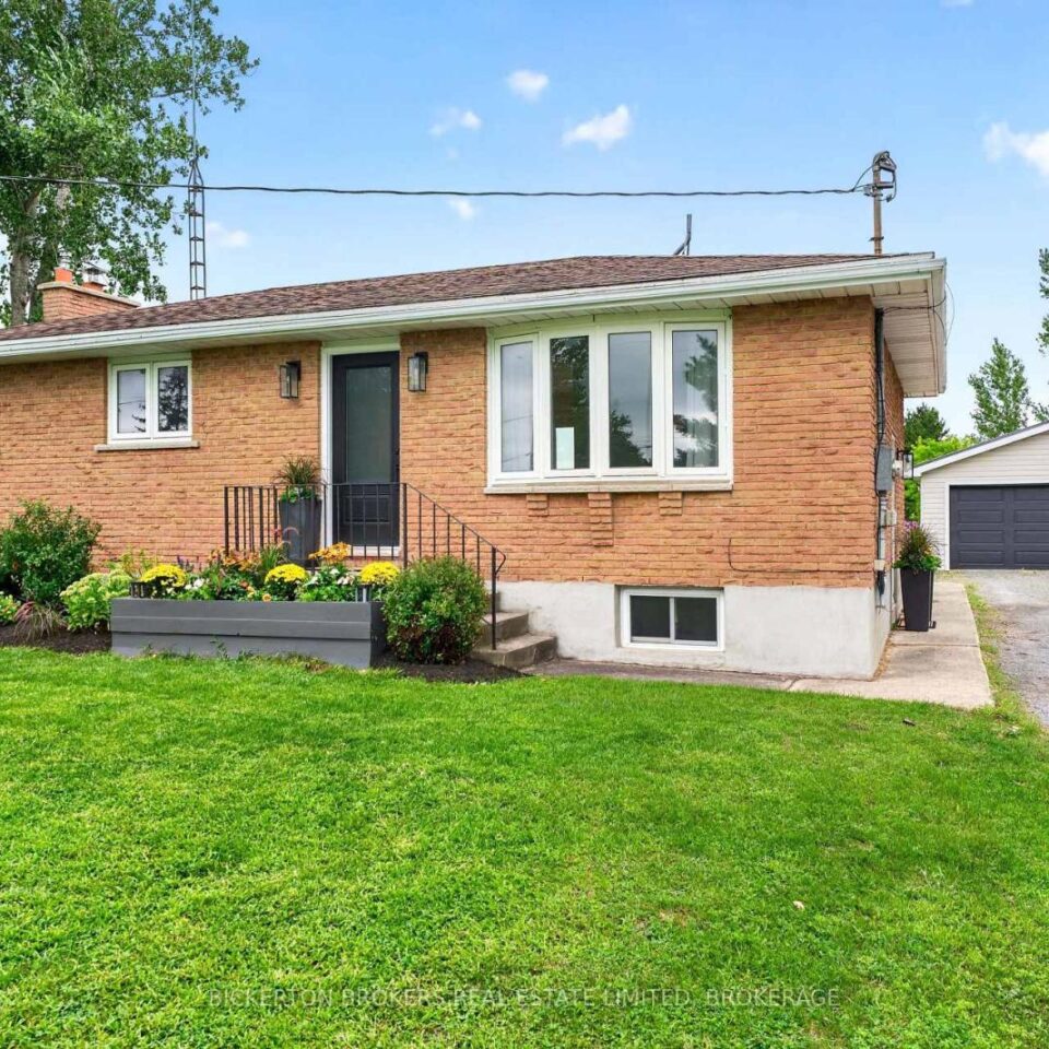 62 Haig Road, Front Of Leeds & Seeleys Bay