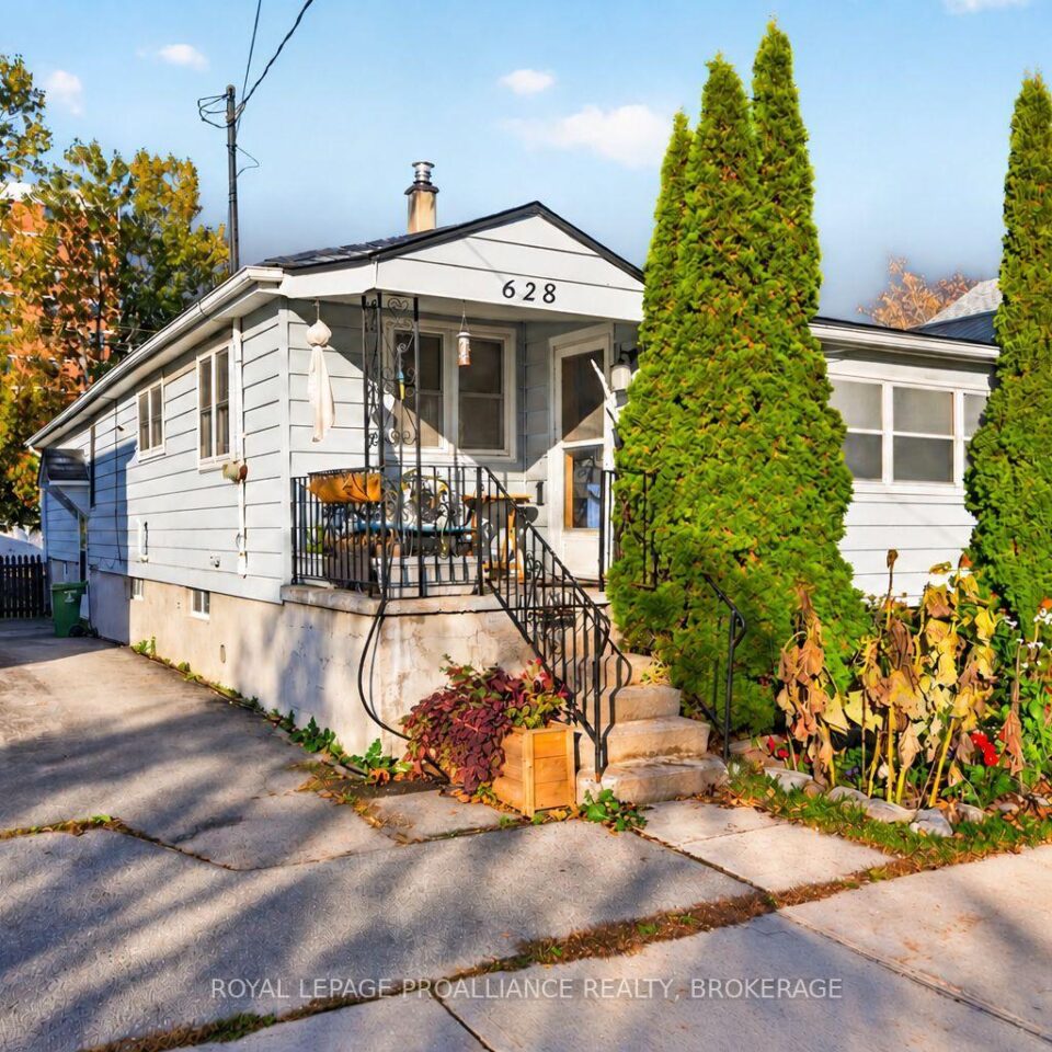 628 Macdonnell Street, Kingston