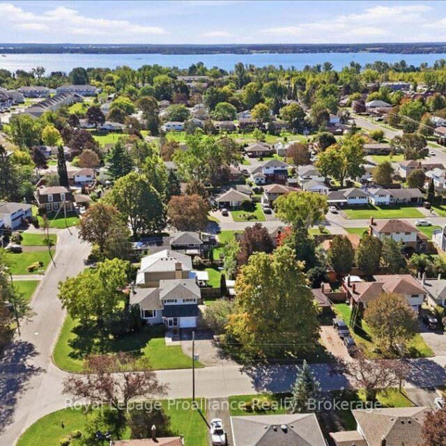 641 Freemont Road, Belleville